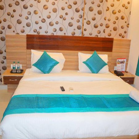 Hotel O Alpha Stay นิวเดลี ภายนอก รูปภาพ