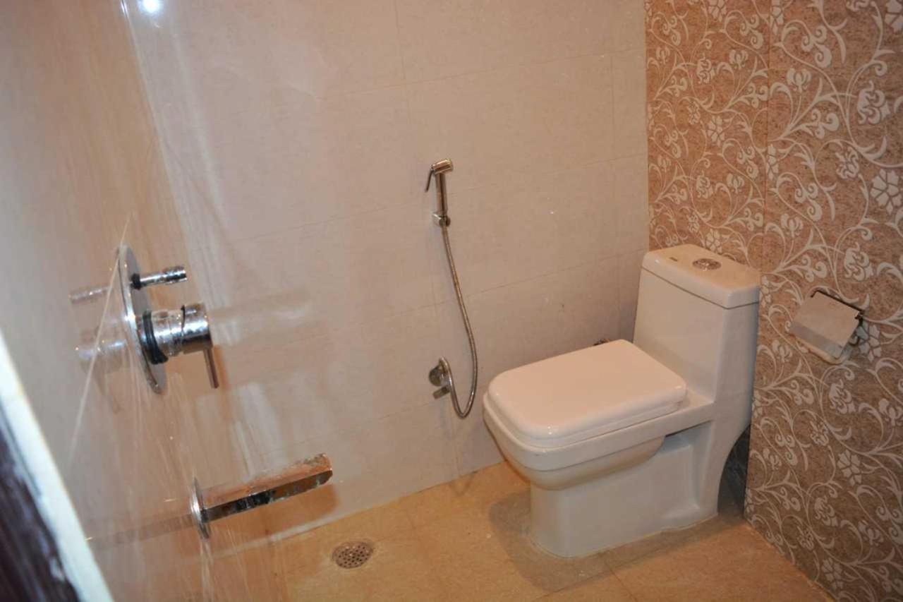 Hotel O Alpha Stay นิวเดลี ภายนอก รูปภาพ