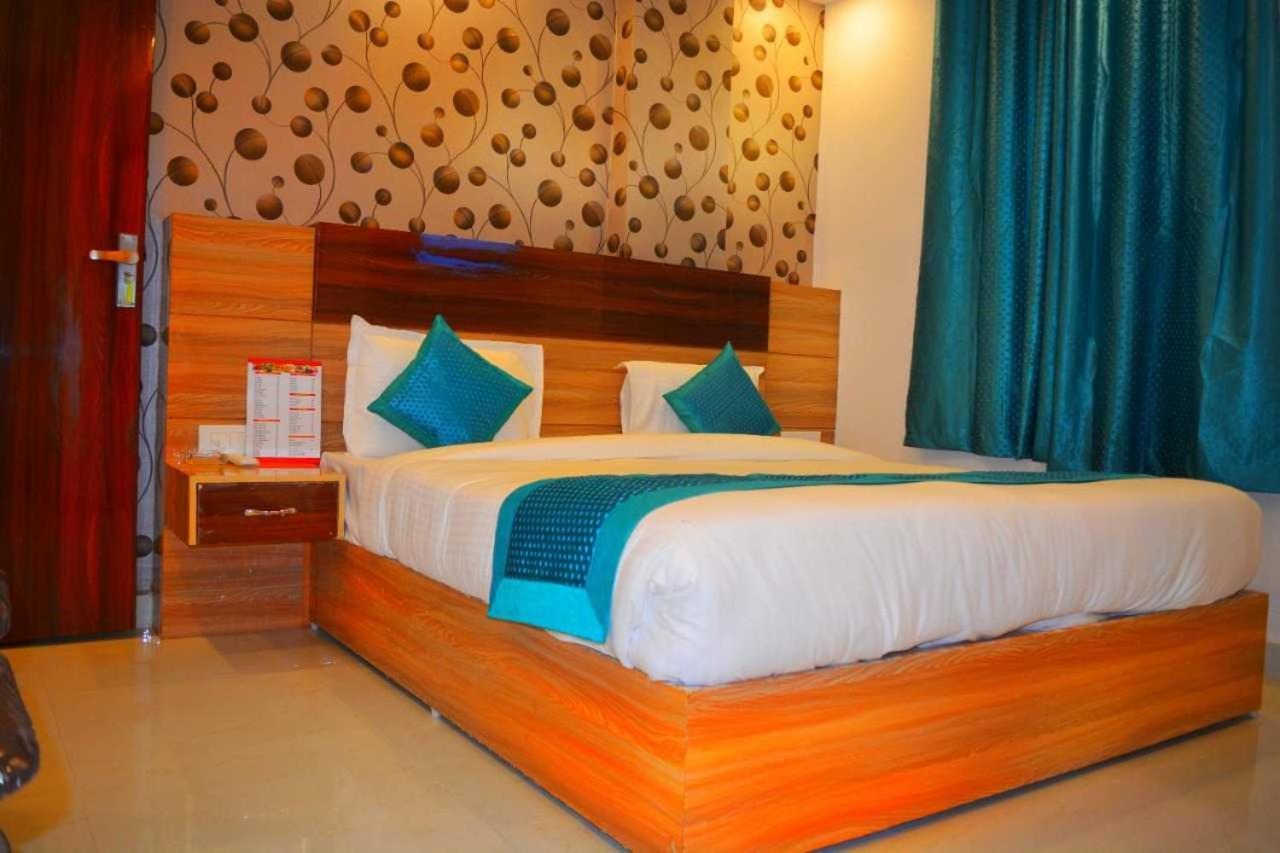 Hotel O Alpha Stay นิวเดลี ภายนอก รูปภาพ
