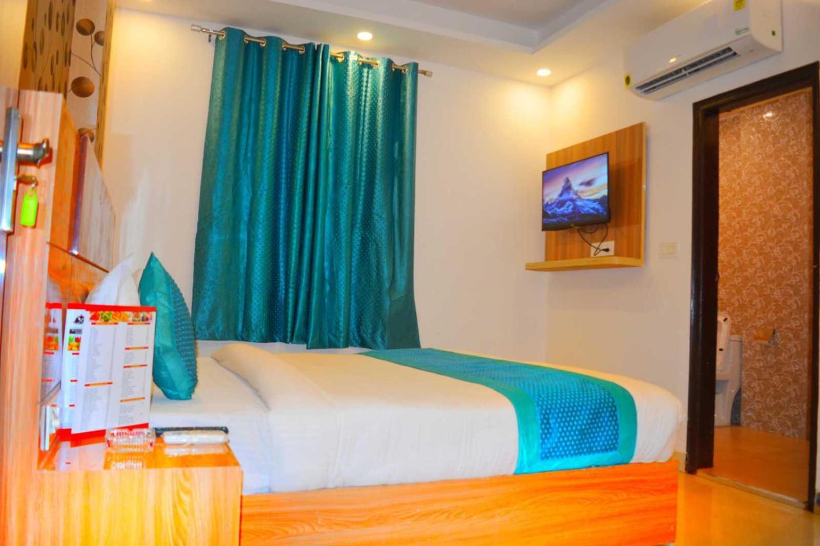 Hotel O Alpha Stay นิวเดลี ภายนอก รูปภาพ